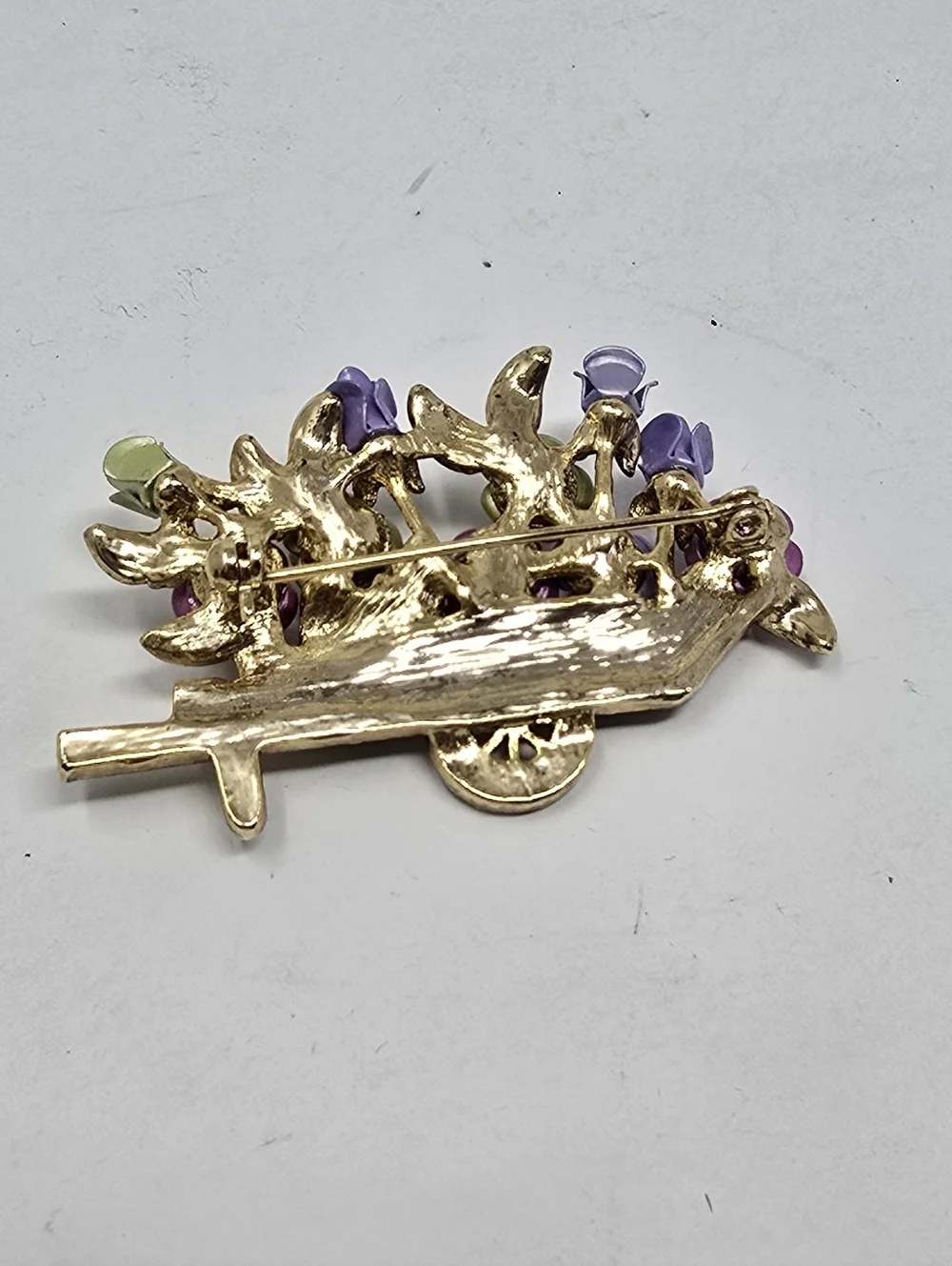 Vtg enamel‎ rhinestone flowers wheelbarrow brooch garden gold tone nature farm